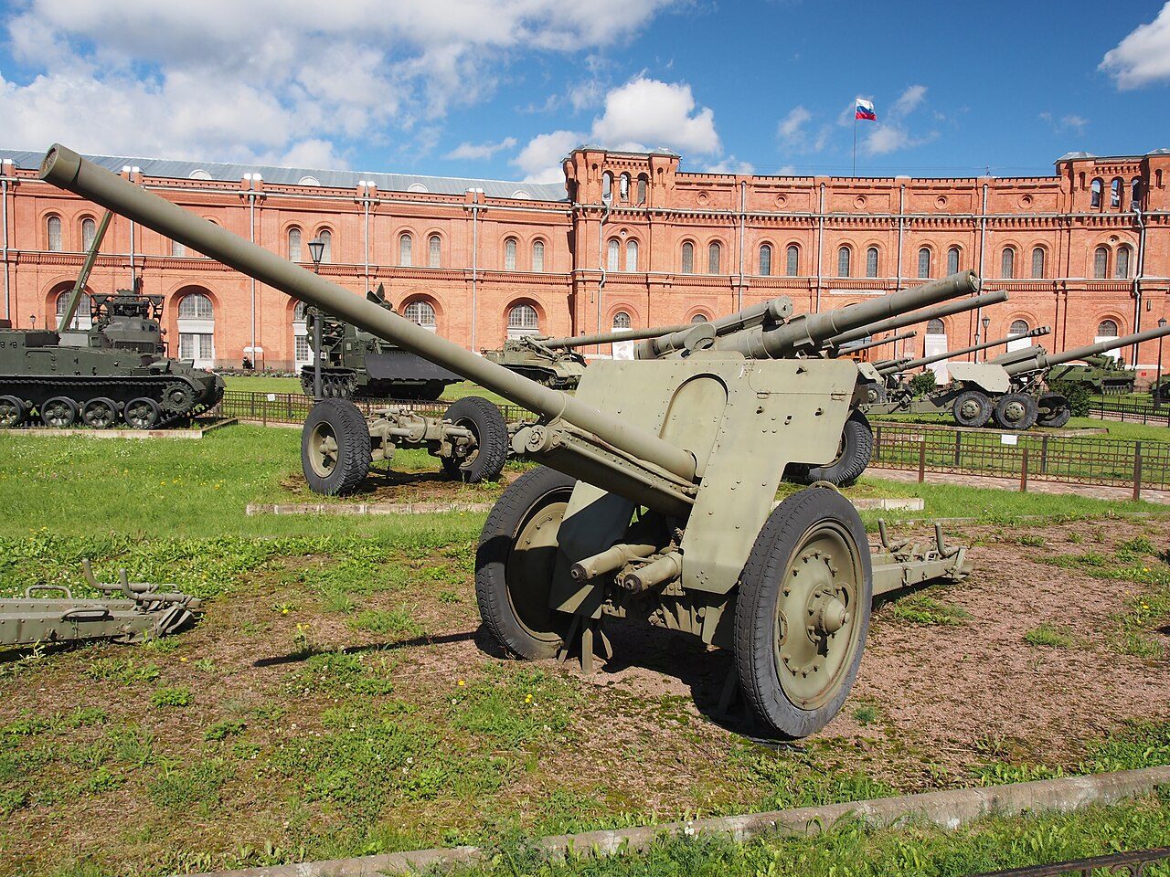 76-мм дивизионная пушка Ф-22 (обр. 1936) — орудие, из которого воевал Сиротинин